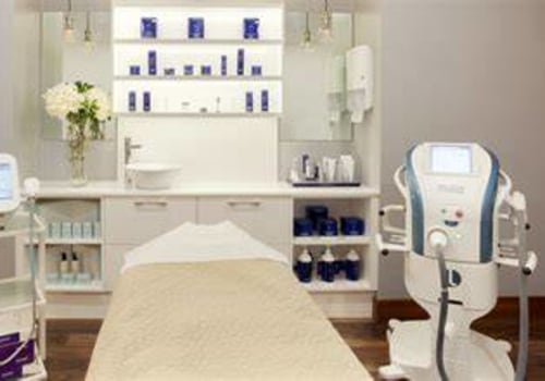 Understanding Aesthetic Clinic Reviews in the UK: Insights on Wait Times and Appointment Scheduling